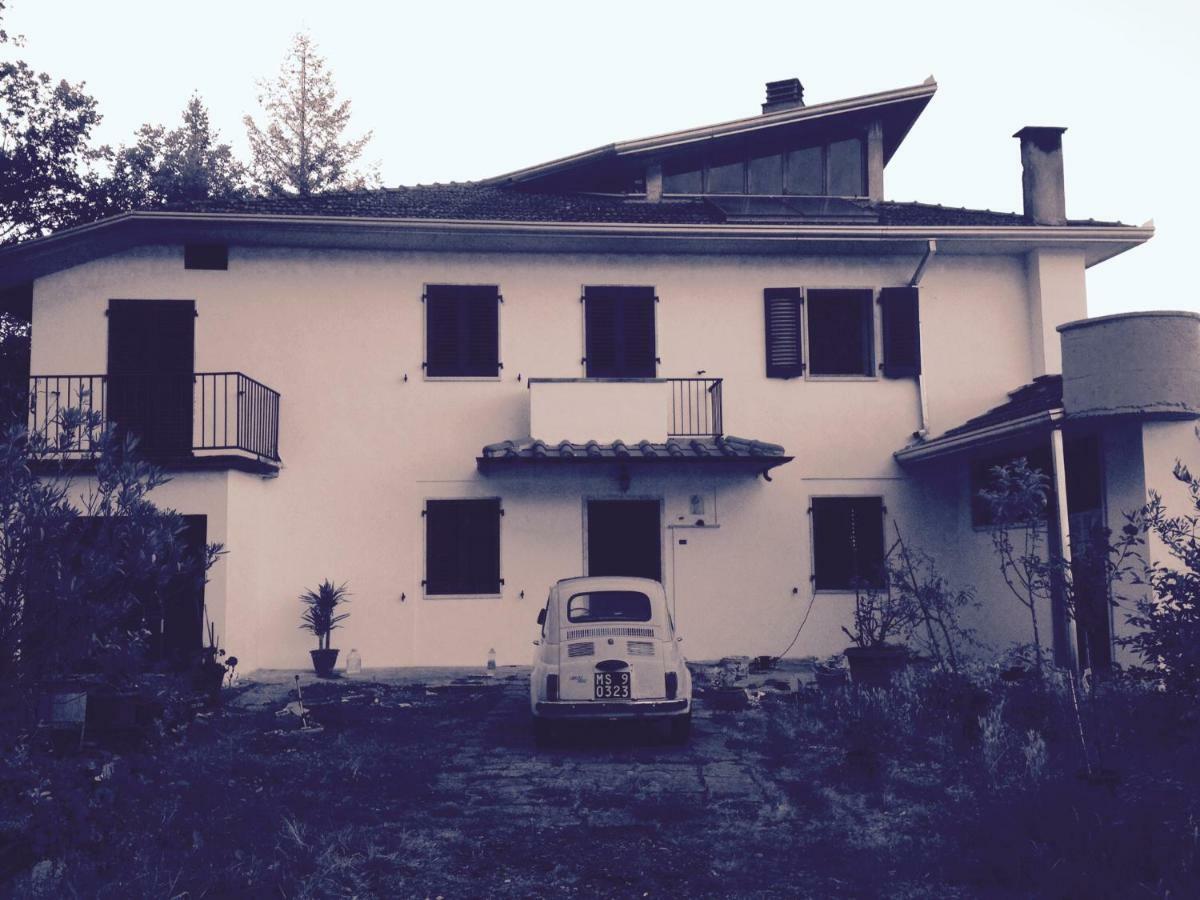 Le Apuane Guest House Mezzana  Екстериор снимка