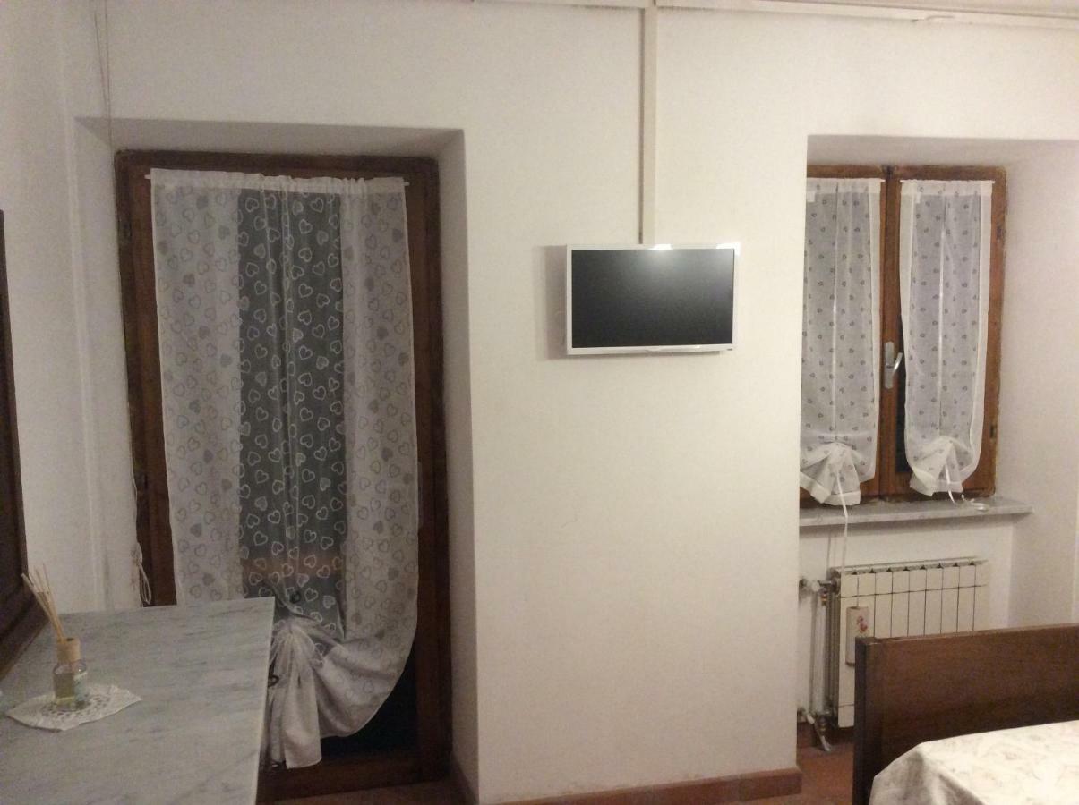 Le Apuane Guest House Mezzana  Екстериор снимка